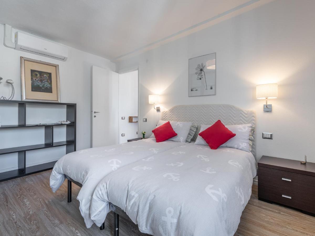 شقة Casa Alla Marina Del Porto Di كالياري المظهر الخارجي الصورة
